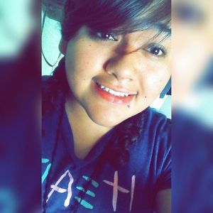 Meet your Posher, Edith